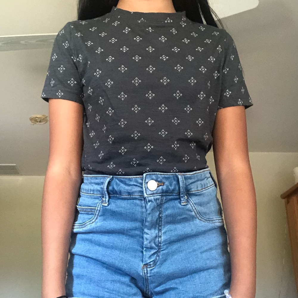 AEROPOSTALE grey tee